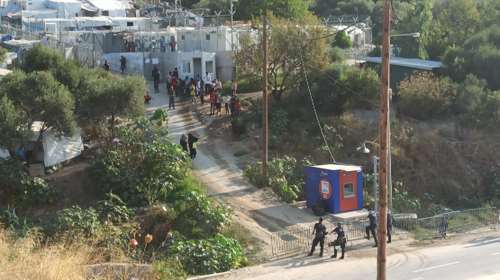 Συναγερμός στη Σάμο: Κρούσματα κορονοϊού σε μετανάστες - Σε καραντίνα το ΚΥΤ