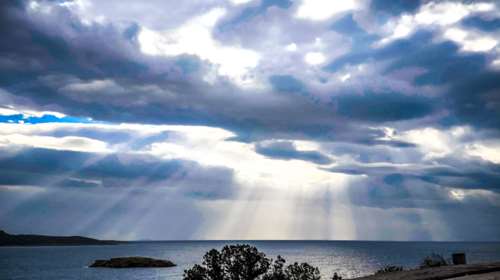 Με ανοιξιάτικες θερμοκρασίες μπαίνει ο Φεβρουάριος - Απότομη αλλαγή του καιρού τις επόμενες ημέρες