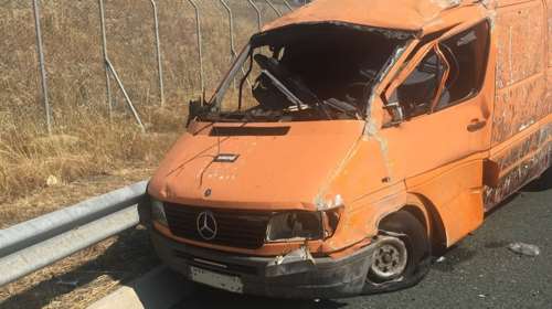 Τροχαίο στα Γρεβενά με έναν νεκρό και έναν τραυματία στην Εγνατία Οδό – Φορτηγάκι έπεσε πάνω στις μπάρες [βίντεο]