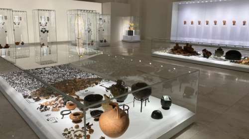 Ο Economist μας ξεναγεί στο νέο Μουσείο των Αιγών: Η ιστορία του Μέγα Αλέξανδρου δεν είναι μόνο κατακτήσεις και πόλεμοι, είναι πολιτισμός