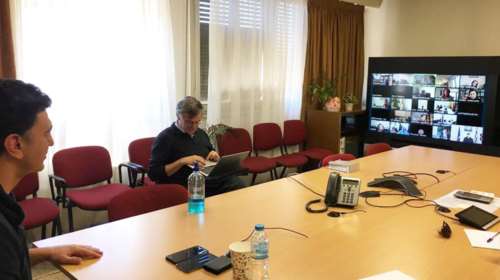 Κορονοϊός: Συνάντηση Κικίλια - Τσιόδρα με εκπροσώπους των κομμάτων για ενημέρωση