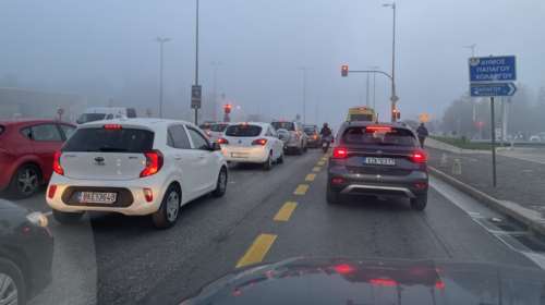 Ομίχλη σκέπασε την Αθήνα - &quot;Προσοχή στην οδήγηση&quot;, συνιστά ο Θοδωρής Κολυδάς