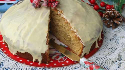 H πιο εύκολη συνταγή για βασιλόπιτα, μόνο με έξι υλικά - Αφράτη, πολύ γευστική