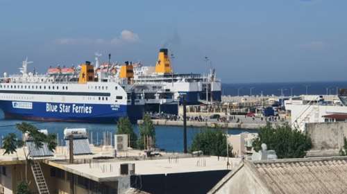 Ρόδος: Τηλεφώνημα για βόμβα σε δύο πλοία της Blue Star- Το &quot;Διαγόρας&quot; επέστρεψε στο λιμάνι και αποβίβασε