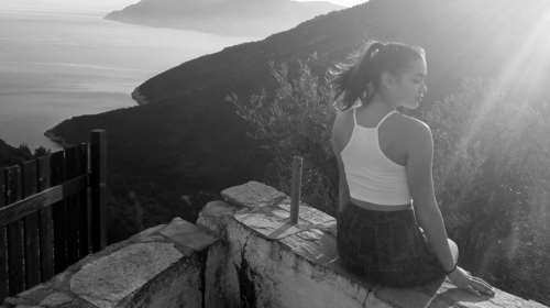 Γλυκά Νερά: &quot;Το κοριτσάκι μου...&quot; - Τα πρώτα λόγια του πατέρα της Καρολάιν για το πωλητήριο στο σπίτι της Αλονήσσου