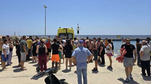 Θρήνος στην Κρήτη για τον μικρό Νικόλα που πνίγηκε - Συγκεντρώθηκαν 6.035 ευρώ για την κηδεία του