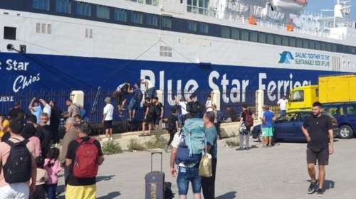 &quot;Πετάνε&quot; οι κρατήσεις για διακοπές στην Ελλάδα - Δυνατή σεζόν για Κρήτη και Ρόδο