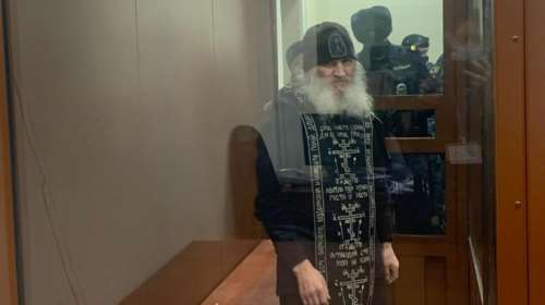 Σοκ στη Ρωσία: Συνελήφθη ιερέας που προέτρεπε τις μοναχές να αυτοκτονήσουν