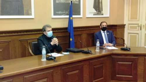 Χρυσοχοΐδης: Θέλουμε χρόνο δέκα ημερών για να μην μπουν διλήμματα ποιος θα ζήσει και ποιος όχι