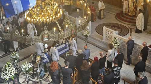 Κομοτηνή: Θρήνος στην κηδεία της 46χρονης Γλυκερίας που σκοτώθηκε στη Λιβύη [εικόνες - βίντεο]