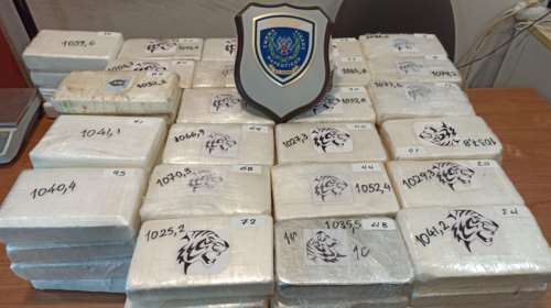 Τεράστια ποσότητα κοκαϊνης στην Πάτρα: 105 κιλά αξίας τουλάχιστον 5 εκατ. ευρώ [εικόνες]