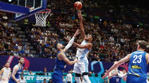 Ευρωμπάσκετ: Ο ασταμάτητος Γιάννης έδωσε την πρώτη θέση στην Εθνική - 99-79 την Ουκρανία