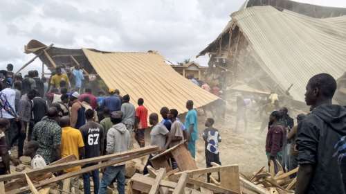 Σοκ στη Νιγηρία: Τουλάχιστον 21 νεκροί μαθητές από κατάρρευση σχολικού κτιρίου