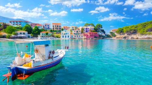 Σε ποια νησιά οι πληρότητες θα φτάσουν το 100% το Δεκαπενταύγουστο - Χάνει τα πρωτεία η Μύκονος