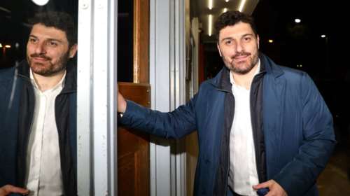 Ο Τεμπονέρας αποδέχθηκε την πρόκληση Κασσελάκη: "Δεν εκβιαζόμαστε... Αν θες, άνοιξε τη διαδικασία προεδρικής εκλογής"