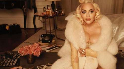 Μαντόνα: Χαμός για τη νέα της φωτογράφιση - Ποζάρει γυμνή και αναπαριστά τον θάνατο της Μέριλιν Μονρόε