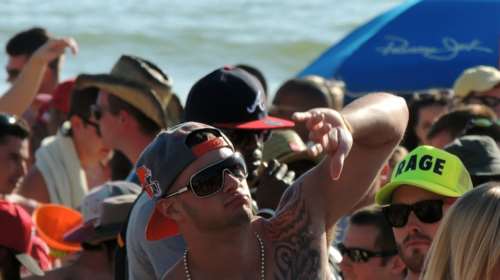 Μέτρα προφύλαξης: Καταγγελίες και στο &quot;1520&quot; για τους απείθαρχους - Πυκνώνουν οι έλεγχοι