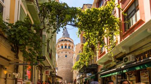 Τουρκία: Μυστήριο με τον θάνατο Νορβηγού στην Κωνσταντινούπολη - Στο νοσοκομείο 31χρονη Ελληνίδα τουρίστρια