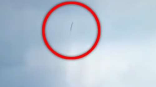 Απίστευτη εικόνα με τη συντριβή του κινέζικου Boeing 737: Η στιγμή της κάθετης πτώσης [βίντεο]