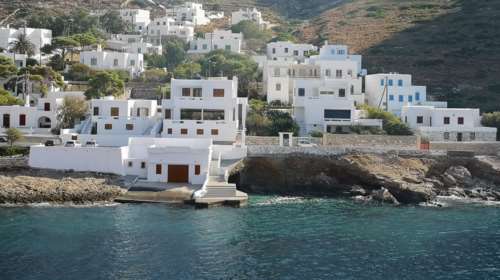 Τι θα γίνει με τα οικόπεδα στα όρια των μικρών οικισμών- Η λύση που προωθείται για να μην &quot;εξαερωθούν&quot; χιλιάδες περιουσίες