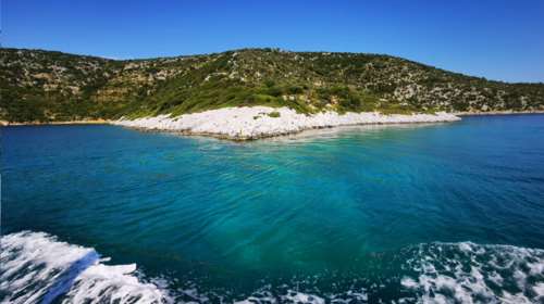 Δύο ελληνικά νησιά στα 15 μέρη της Ευρώπης με τις ομορφότερες παραλίες