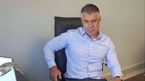 Η συγκινητική ανάρτηση Μαρκόπουλου: Ο φίλος μου δεν πρόλαβε να εμβολιαστεί, έφυγε- Εμβολιαστείτε