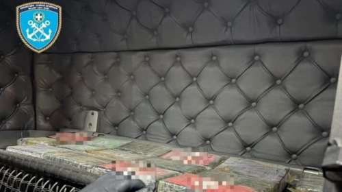 Πάτρα: 133 κιλά κάνναβης και σχεδόν 22 κιλά κοκαΐνης εντοπίστηκαν σε φορτηγό στο λιμάνι της πόλης - Δύο συλλήψεις