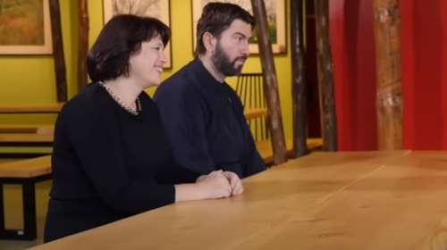 Υποπτοι για ξέπλυμα, υπεξαίρεση και απιστία ο πατέρας Αντώνιος και η πρεσβυτέρα - Τους καλεί ο Εισαγγελέας