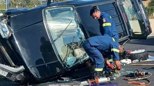 Αυτοκίνητο βγήκε από τον δρόμο και ανετράπη στην Κορίνθου – Καλαμάτας: Μία νεκρή και ένας τραυματίας