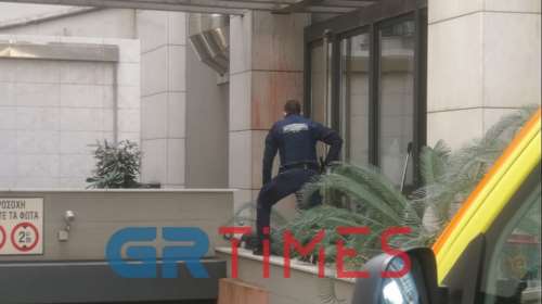 Θεσσαλονίκη: Νεκρός 79χρονος που έπεσε από τον 7ο όροφο [βίντεο]