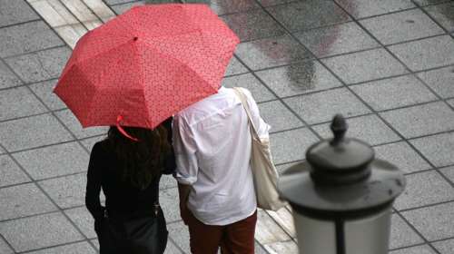 Καιρός: Ανεβαίνει ξανά η θερμοκρασία, υποχωρούν τα έντονα φαινόμενα - Πού αναμένονται βροχές