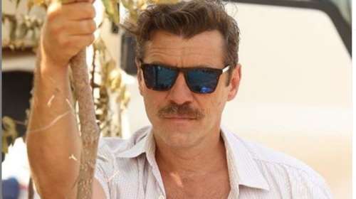 "Βεδουίνος στο κέντρο της Αθήνας" ο Γιάννης Στάνκογλου: Η φωτογραφία από το μπαλκόνι του