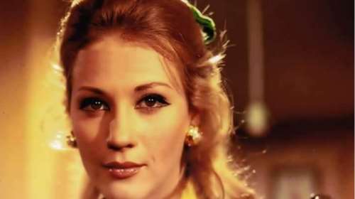 Greek Glamour: Λάσκαρη και Διαμαντίδου λαμπερές σε δεξίωση μετά από πρεμιέρα στα &#39;70s [εικόνα]