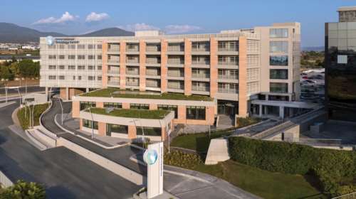 Όμιλος Ιατρικού Αθηνών: Εγκαινιάστηκε το νέο Διεθνές Ογκολογικό  Κέντρο στη Θεσσαλονίκη