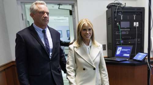 Ρόμπερτ Φ. Κένεντι Τζούνιορ: Αντιεμβολιαστής, μέλος της δυναστείας και υποψήφιος για την προεδρία των ΗΠΑ