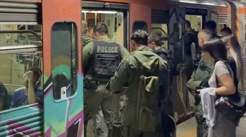 Κλειστοί οι σταθμοί του ΗΣΑΠ σε Μοναστηράκι, Θησείο, Πετράλωνα λόγω επεισοδίων - Εξι συλλήψεις ακροδεξιών