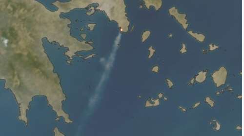 Φωτιά στην Παλαιά Φώκαια: Στα Κύθηρα έφτασε ο καπνός από τις φλόγες (Βίντεο)