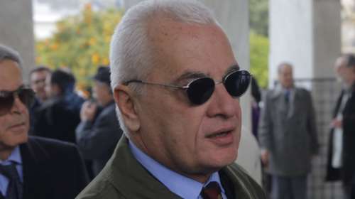 Πώς είδε ο Πρετεντέρης την παρέμβαση Καραμανλή: Ο &quot;Μαρμαρωμένος Καραμανλής&quot; και η συμμαχία με τον Τσίπρα