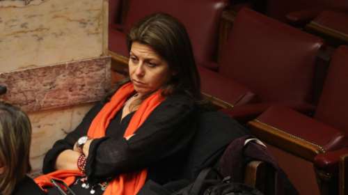 Μάγια Τσόκλη: Όλα όσα αποκάλυψε για τον γάμο του πατέρα της με τη θεία της [βίντεο]