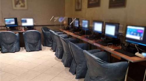 Θεσσαλονίκη: Εφοδος της αστυνομίας σε παράνομο μίνι καζίνο - Τρεις συλλήψεις