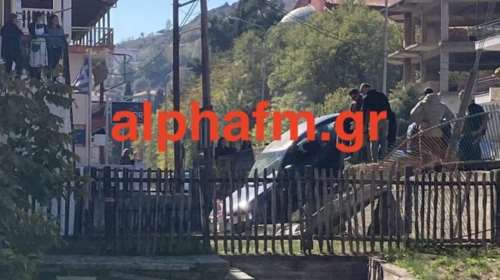 Παραλίγο τραγωδία στην Καστοριά: Αυτοκίνητο έπεσε πάνω σε παιδικό σταθμό [Εικόνες - Βίντεο]
