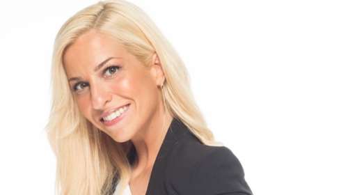 Μαρία Αναστασοπούλου: Κάνει διακοπές στην Πάρο και ποζάρει με το μαύρο μπικίνι της