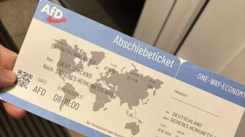 Γερμανία: Το AfD τύπωσε φυλλάδια σε μορφή αεροπορικού εισιτηρίου χωρίς επιστροφή και τα μοίρασε σε οικογένειες μεταναστών