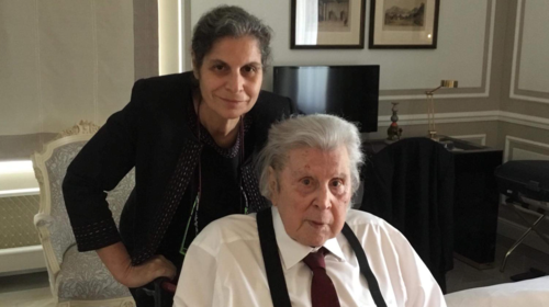 Μαργαρίτα Θεοδωράκη: Δεν έχω την οικονομική δυνατότητα να πάω στο μνημόσυνο του πατέρα μου- Τι είπε για τον "δήθεν 3ο γιo"