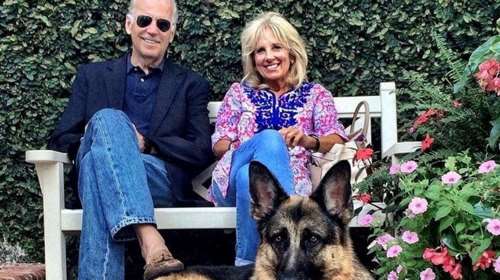 Εκλογές ΗΠΑ 2020: Ο Τραμπ φεύγει από τον Λευκό Οίκο, οι σκύλοι του Μπάιντεν έρχονται