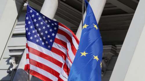 Οι νόμοι που προστατεύουν τις σημαίες