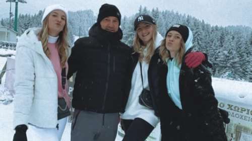 Τέμπη: Το σπαρακτικό μήνυμα του πατέρα των δίδυμων κοριτσιών - &quot;Αντί για χρόνια πολλά, βάλτε τρία στολίδια στο δέντρο σας&quot;