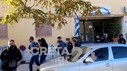 Ιεράπετρα: Προφυλακιστέος ο 54χρονος γυναικοκτόνος -  Δήλωσε μετανιωμένος για τον φόνο της Νεκταρίας [Εικόνες - βίντεο]