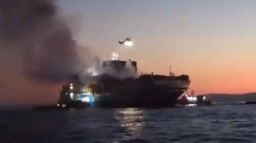 Euroferry Olympia: Βίντεο-ντοκουμέντο από τον απεγκλωβισμό των δύο οδηγών - Ανδρας της ΕΜΑΚ κατεβαίνει από το Super Puma