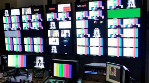 Παρουσιάστρια του Open καταγγέλλει: Μου έλεγε στο ακουστικό "σκάσε γλάστρα"